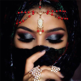 Diamond Painting - Broderie Diamant - Femme Arabe Amira